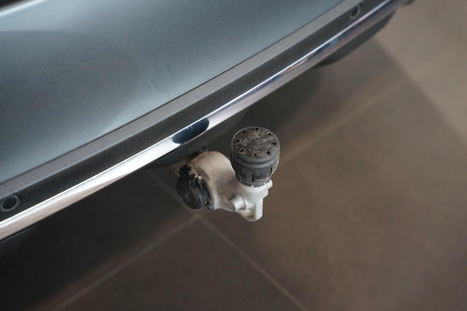 Mercedes-Benz GLC 300 4Matic | AMG | Comand | Pano | AHK