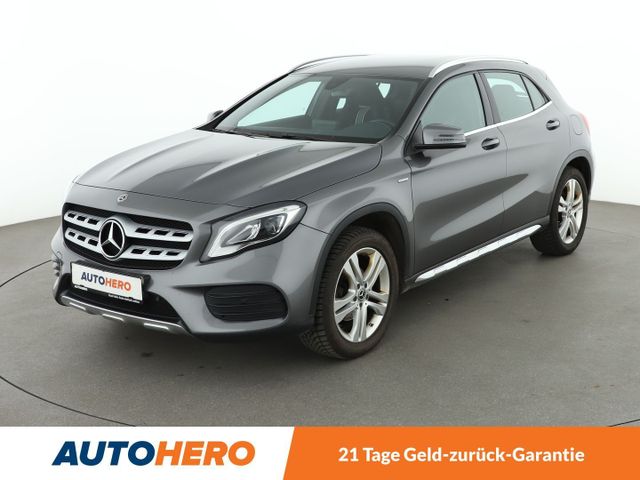 Mercedes-Benz GLA 180 d AMG Line Aut. *LED*NAVI*TEMPO*