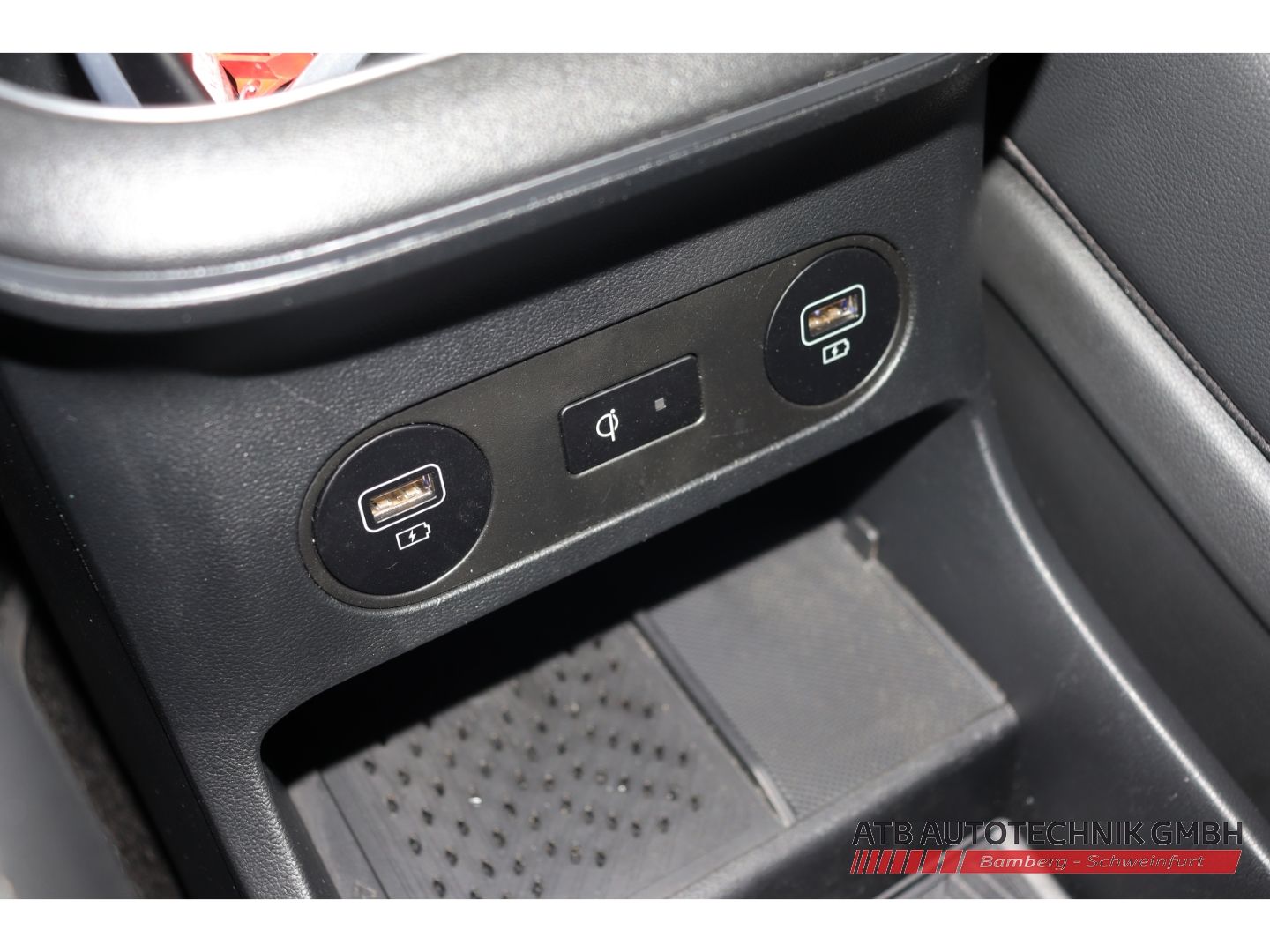 Fahrzeugabbildung Hyundai IONIQ 5 UNIQ 77,4 kWh 97,6% SOH HUD AHK-abnehmba