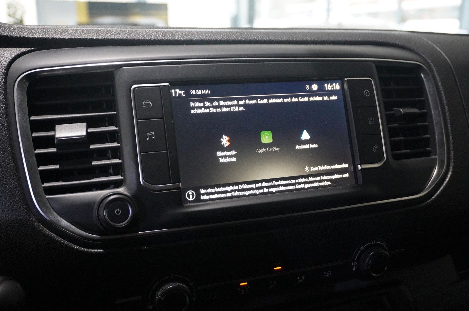 Fahrzeugabbildung Opel Vivaro C Kombi 2.0D "L" 9-SITZER NAVI/TEMP./DAB+