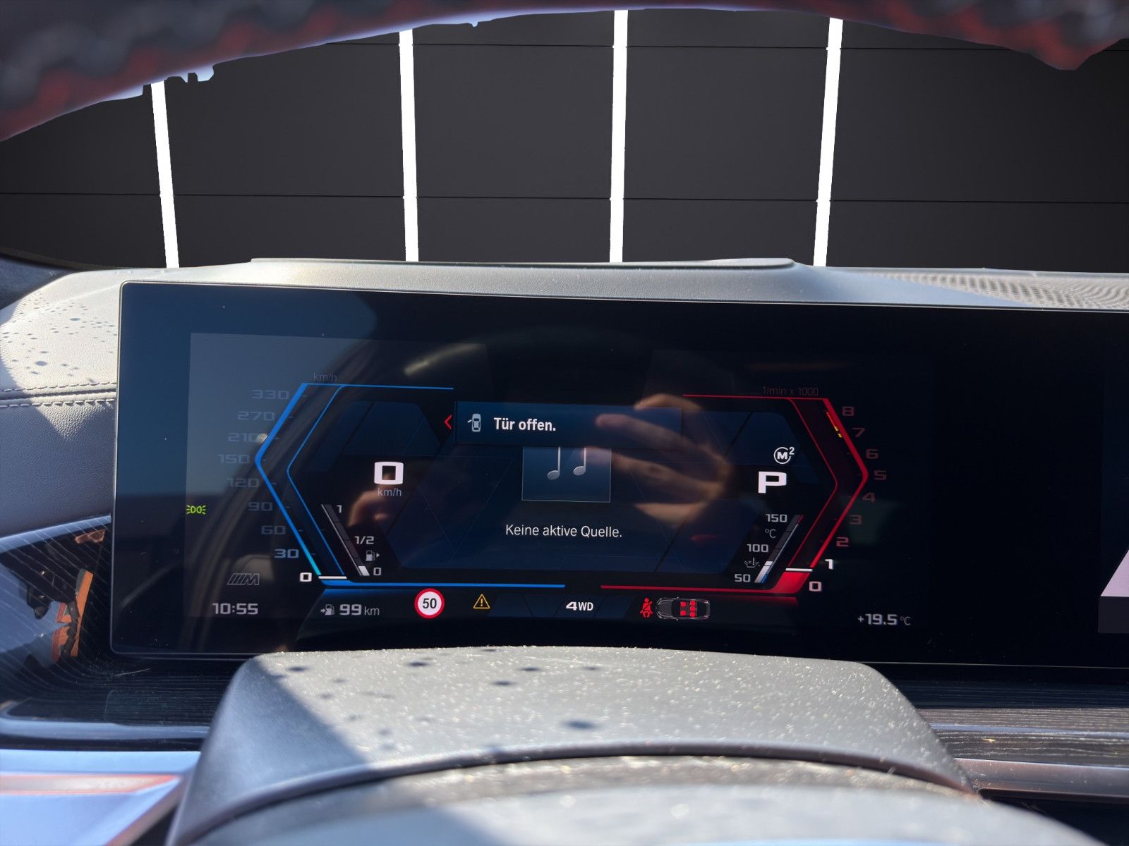 Fahrzeugabbildung BMW X6 M Competition/Massage/Shadow/360°/H&K