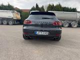Porsche Macan Turbo Turbo - Porsche Macan Gebrauchtwagen in Stuttgart