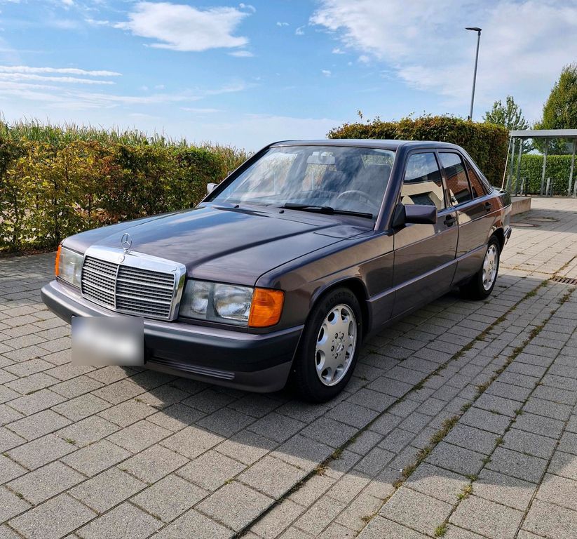 Image of Mercedes-Benz 190