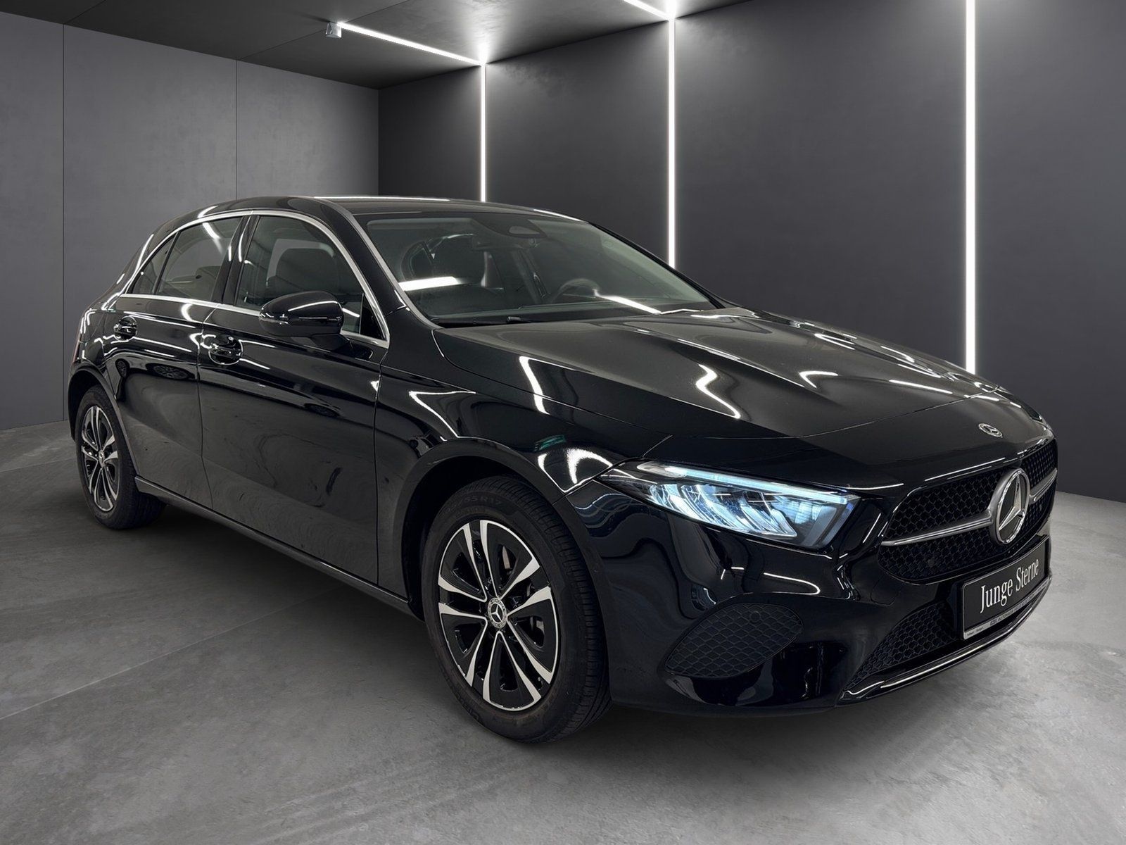 Fahrzeugabbildung Mercedes-Benz A 250 e Progressive*AHK*LED*Kamera*11kW*MBUX-HI*