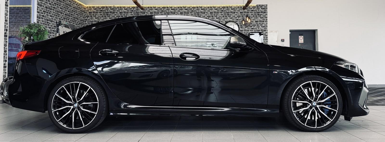 BMW M235i PERFORMANCE |H&K|PANO|M-SPORTSITZE DAKOTA|