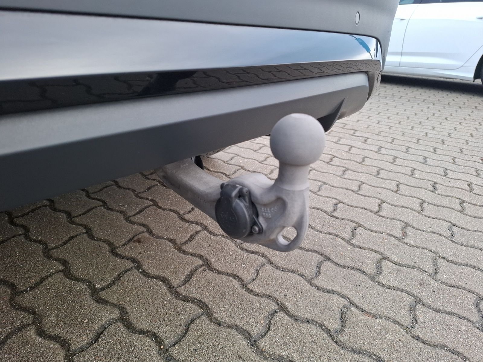 Fahrzeugabbildung Volkswagen Tayron TDI Life DSG 4M LEDplus AHK Navi AID ACC