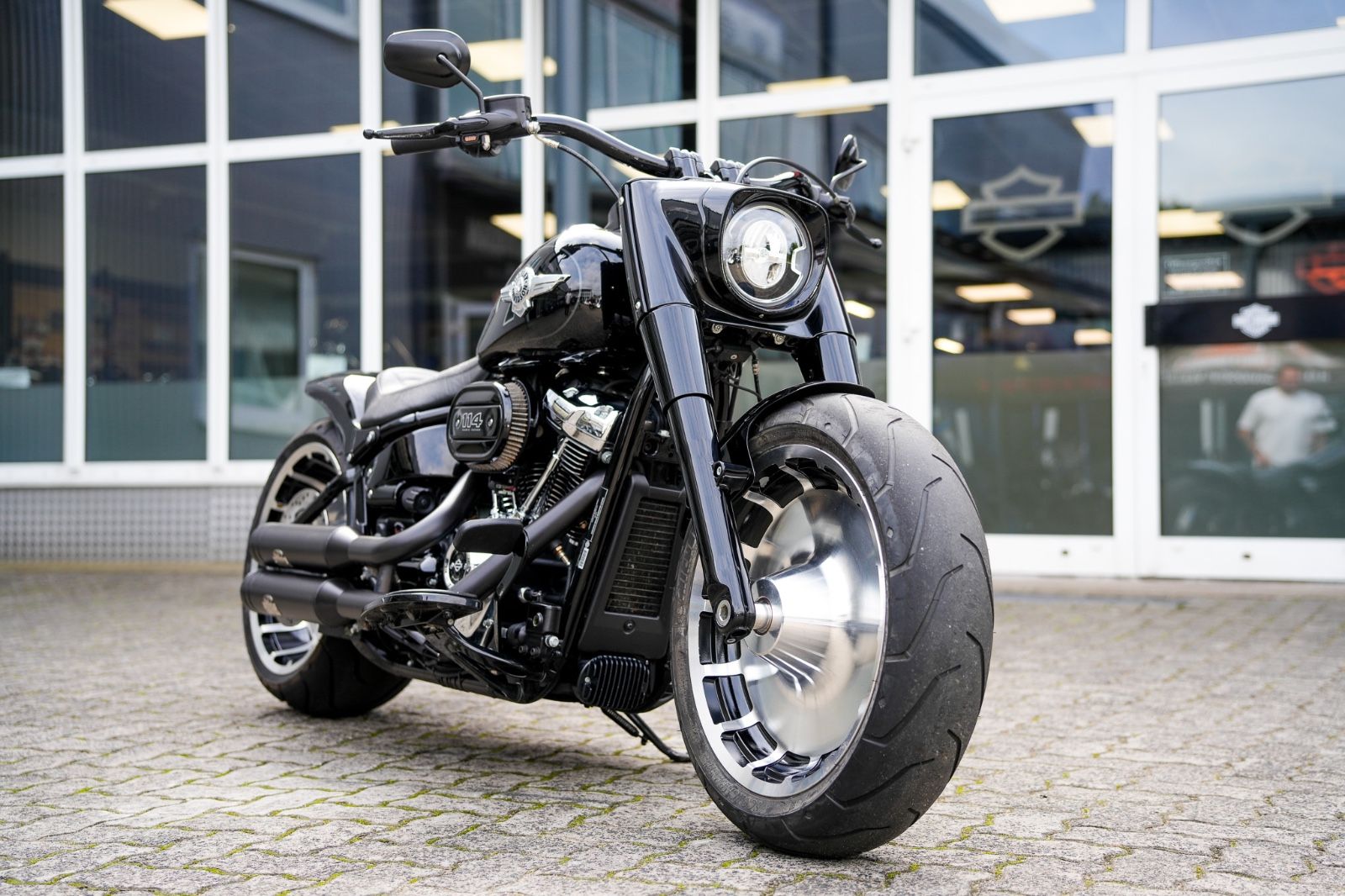 Fahrzeugabbildung Harley-Davidson SOFTAIL FAT BOY FLFBS 114 - JEKILL&HYDE -
