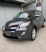 Toyota Urban Cruiser 1.4 D-4D 90cv AWD/4x4 Luxur - gebrauchte Toyota Urban Cruiser aus dem Jahr 2010