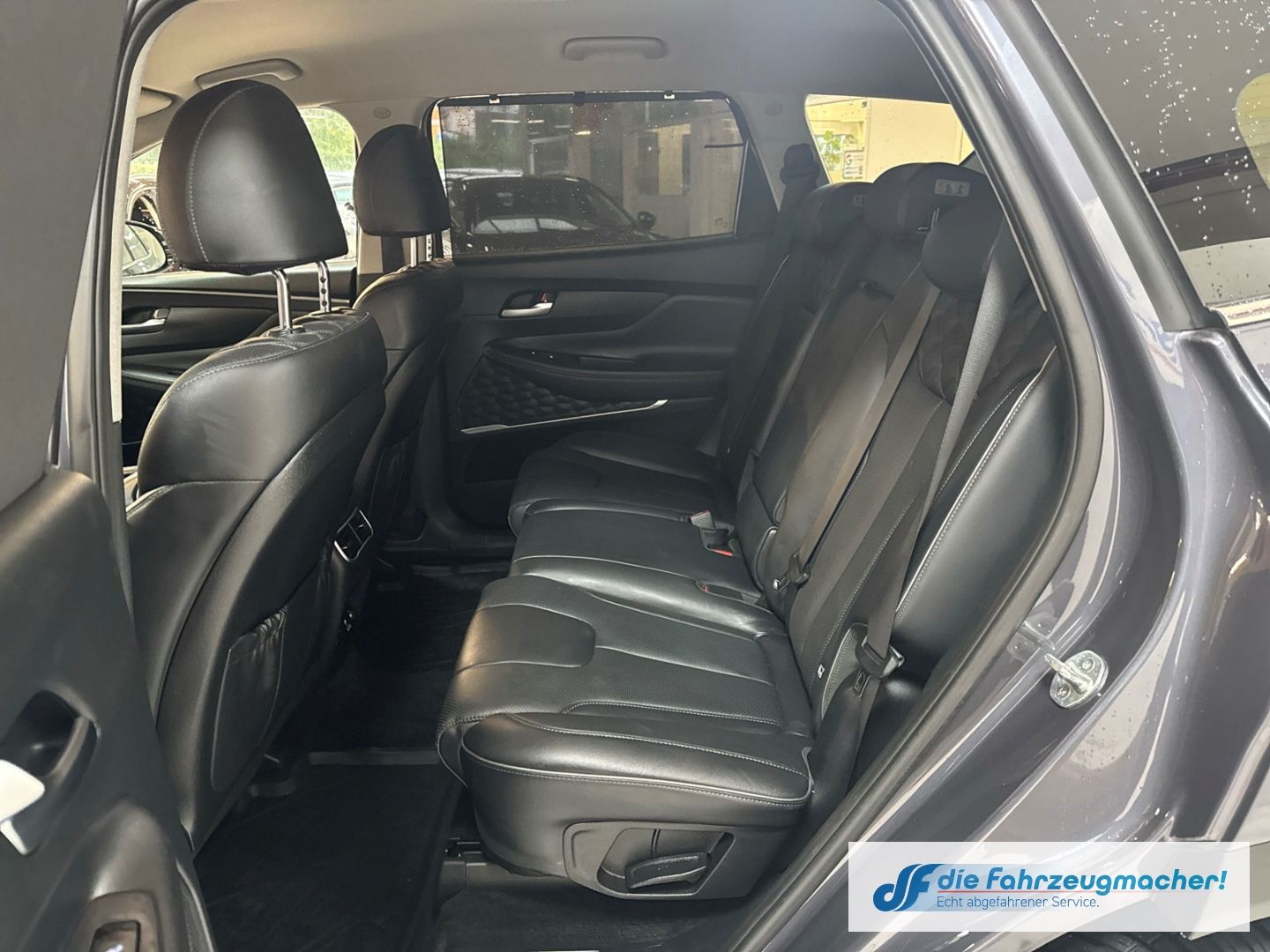 Fahrzeugabbildung Hyundai SANTA FE Prime 4WD 2.2 CRDi DPF EU6d 7-Sitzer HU