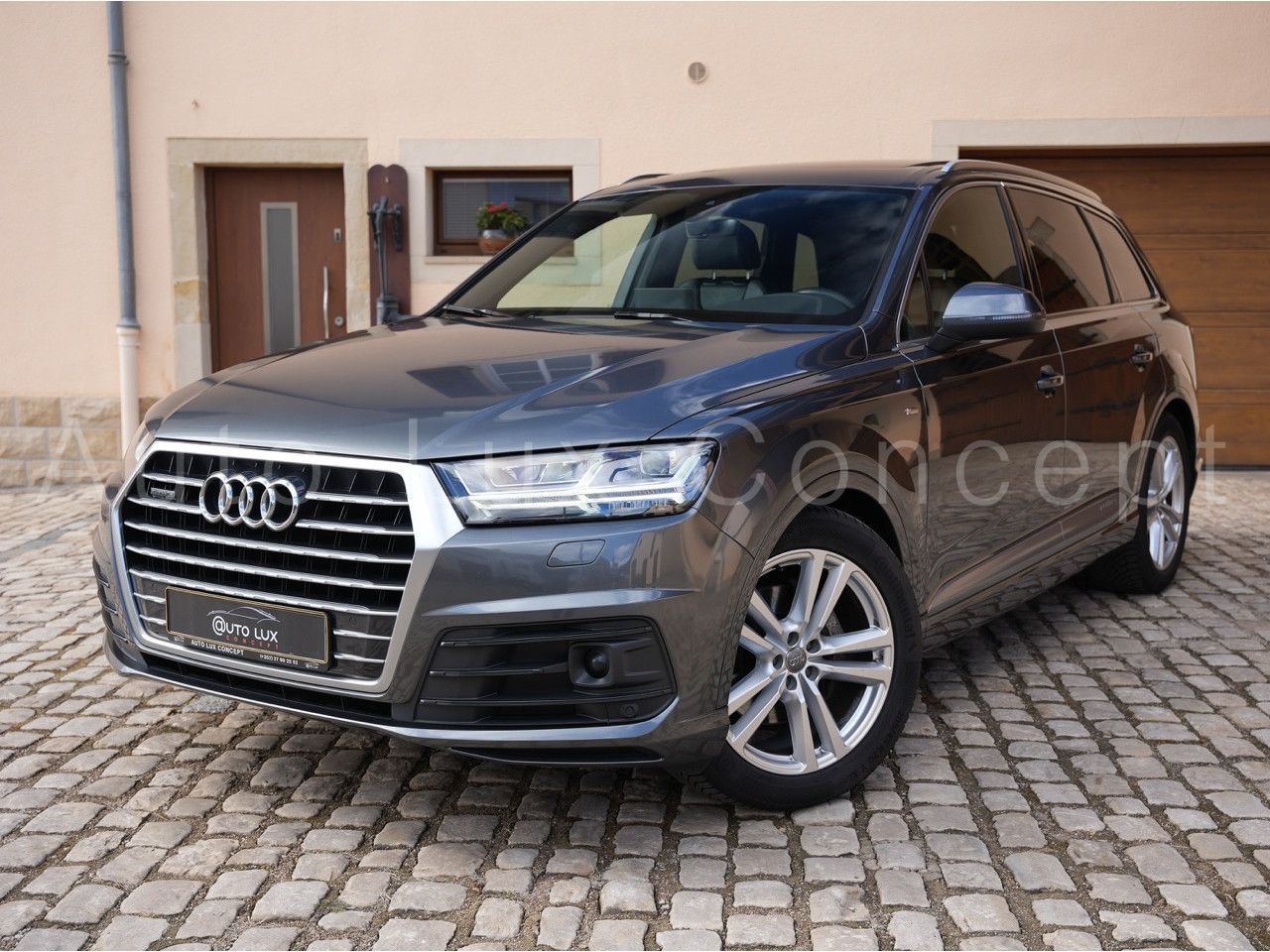 AUDI Q7 3.0 TDI quattro S line/Pano/virtual/kam/Tour