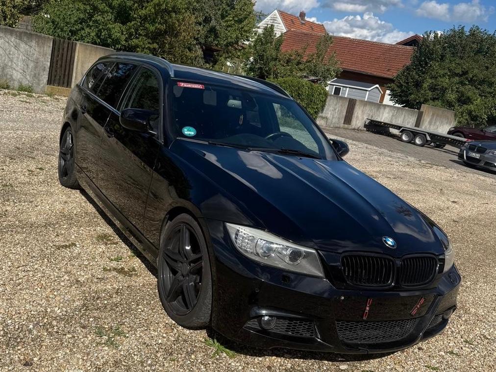 BMW 320 2011 — photo 8