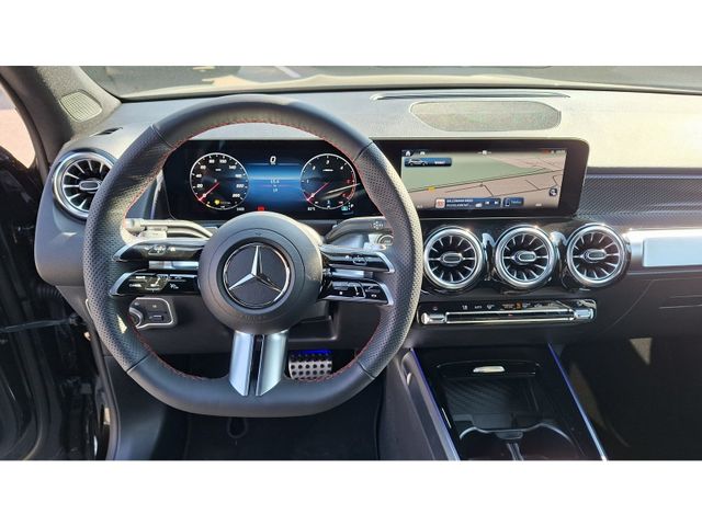 Mercedes-Benz GLB 220