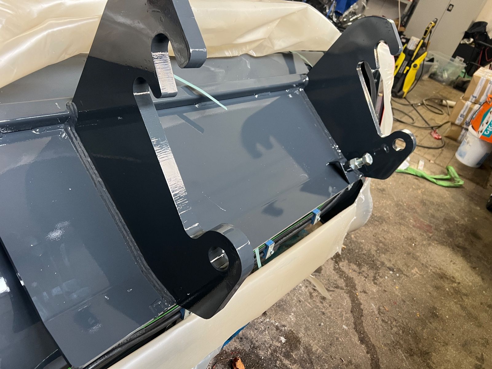 Fahrzeugabbildung CAT CNF BMX 650T - Mit Wechselaufnahme und  Doppel!