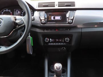 Fotografie 9 des Skoda Fabia Combi Best of 1.0 70kw AHK Navi
