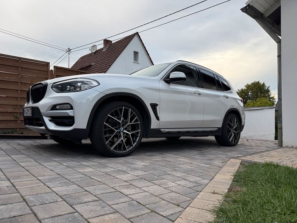 Image of BMW X3