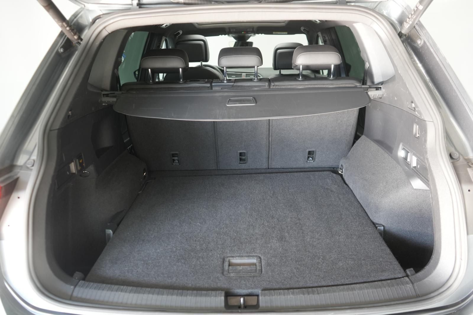 Volkswagen Tiguan Allspace 2.0 TDI 4Motion DSG R-Line ACC/K foto 39