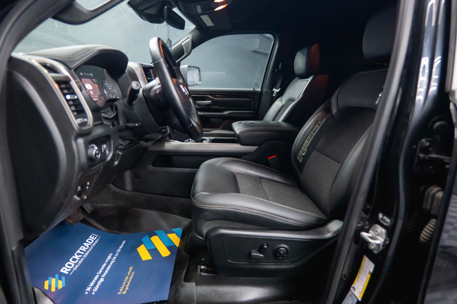 Fahrzeugabbildung Dodge RAM 5.7 V8 HEMI 4x4 REBEL OFFROAD Night AxleLock