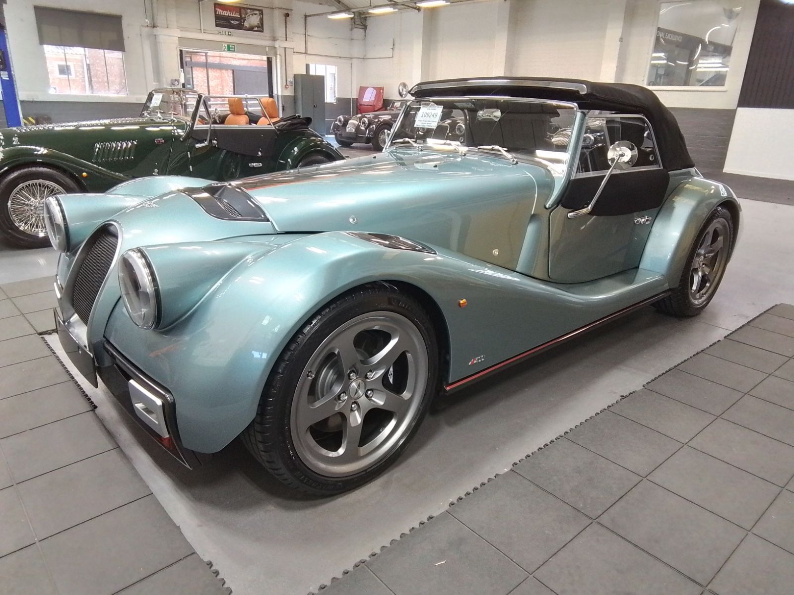 Morgan S400 - Neu - MwSt. - Voll - Sonderlack