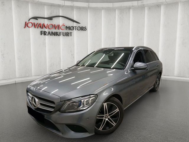 Mercedes-Benz C 200 d 9G-Tronic Avantgarde_PANO_LED_KAM_AMBI*7