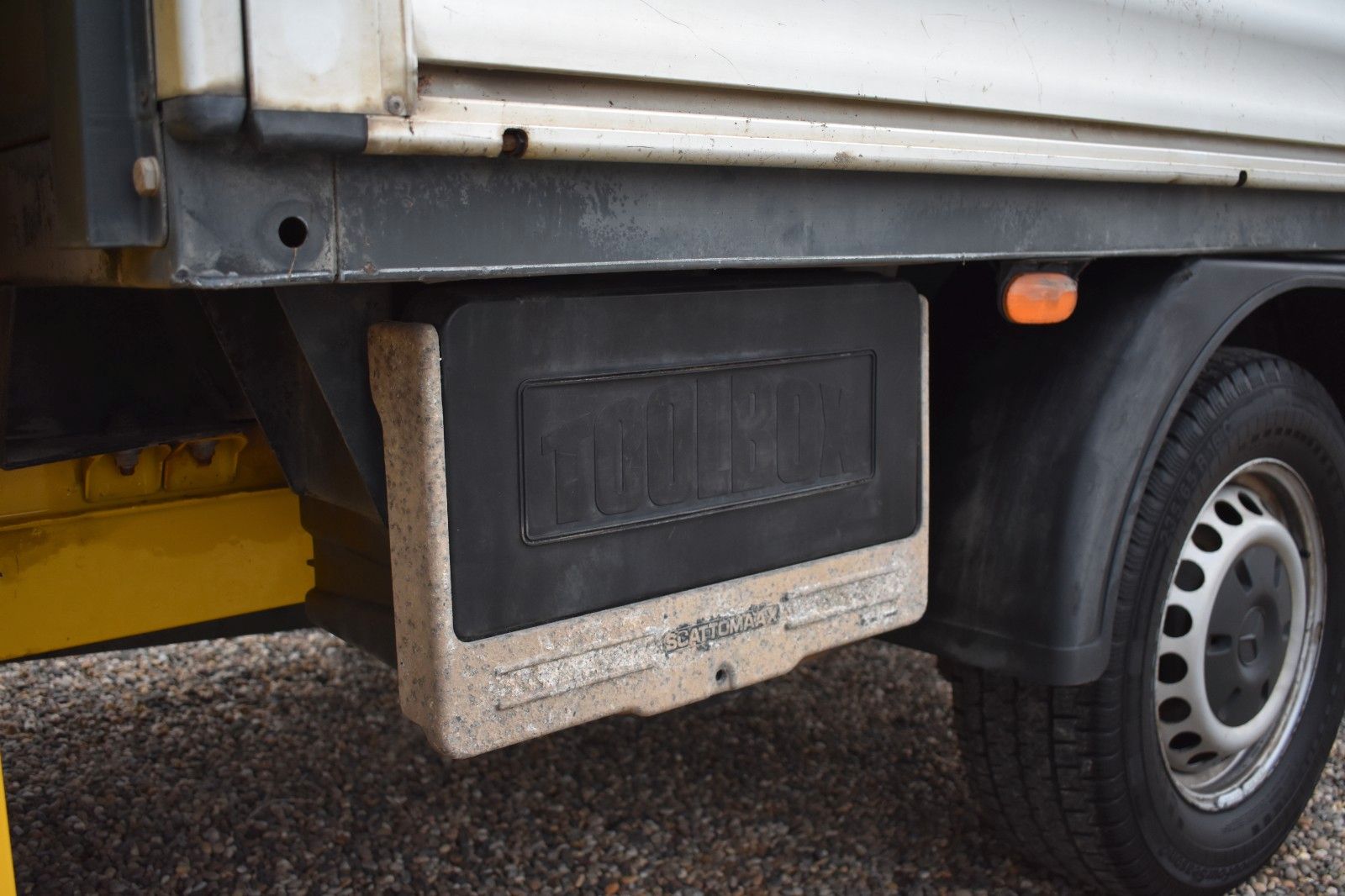 Fahrzeugabbildung Mercedes-Benz Sprinter II Pritsche/DoKa 316 CDI AHK