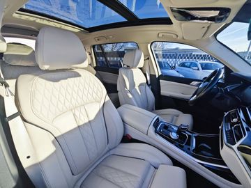 BMW X7 - 3