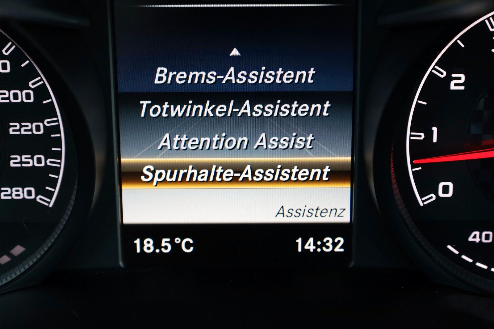 Fahrzeugabbildung Mercedes-Benz GLC 43 AMG 4M Leder,Navi,LED,Panorama,Burmester