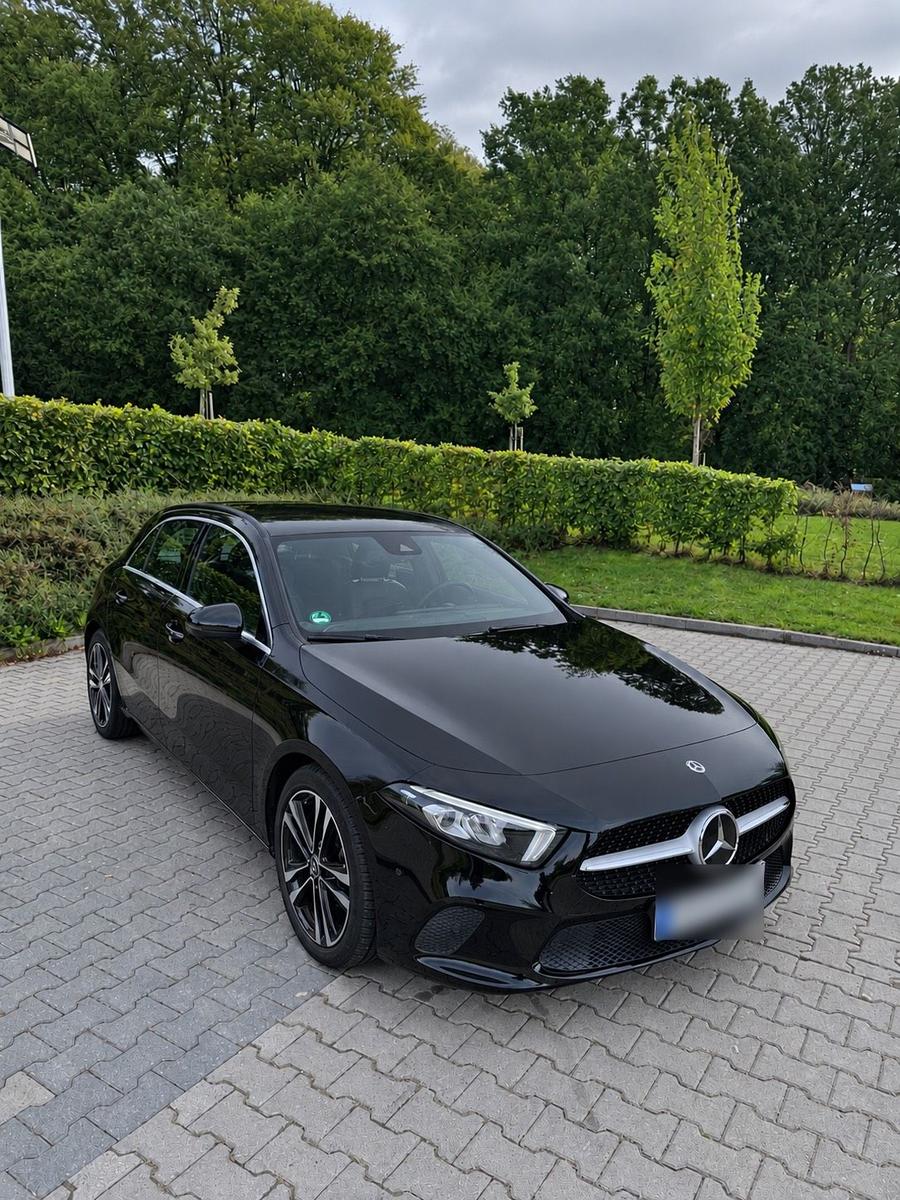 Mercedes-Benz A 180