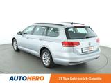 Volkswagen Passat 2.0 TDI Comfortline BlueMotion Aut.*NAVI* - VW Passat Gebrauchtwagen in Hamburg