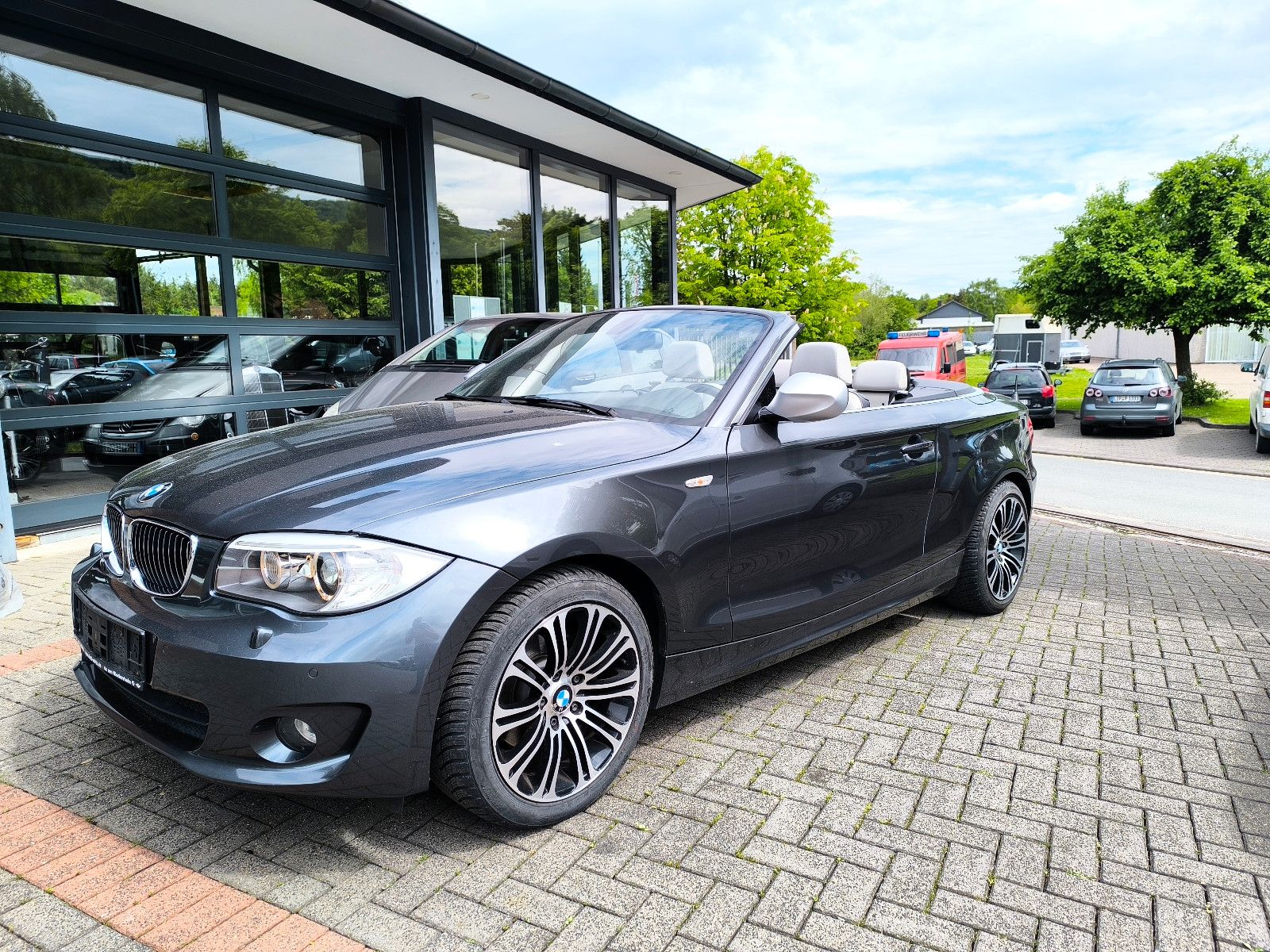 BMW 120 - 1
