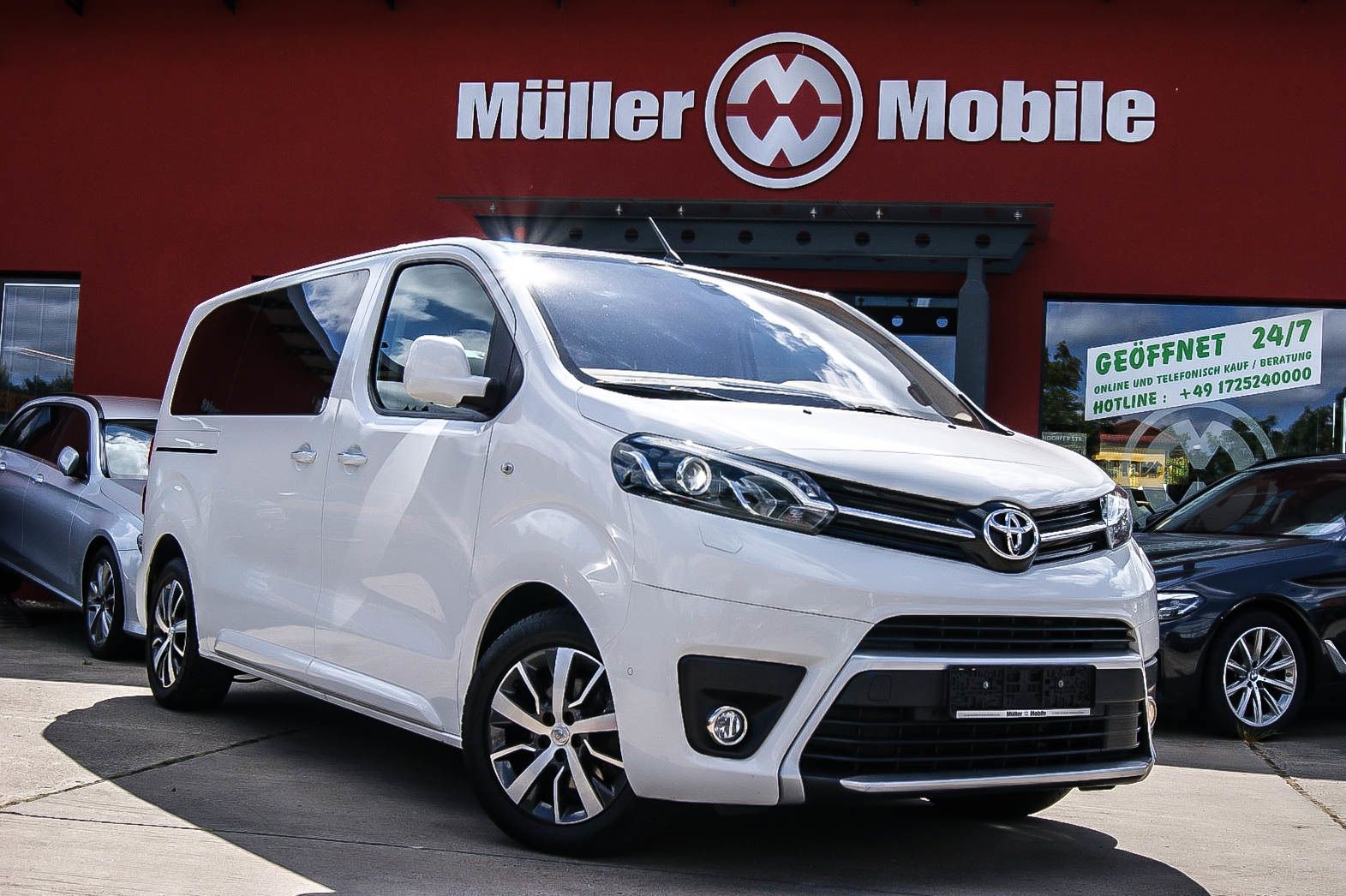 Fahrzeugabbildung Toyota Proace Verso 2.0 D-4D L1 Executive HEADUP 7SITZE