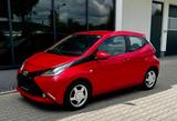 Toyota Aygo X AUTOMATIK*WENIG KM*KLIMA*KAM*SHZ*TEL*LED - Toyota Aygo (X): Rot