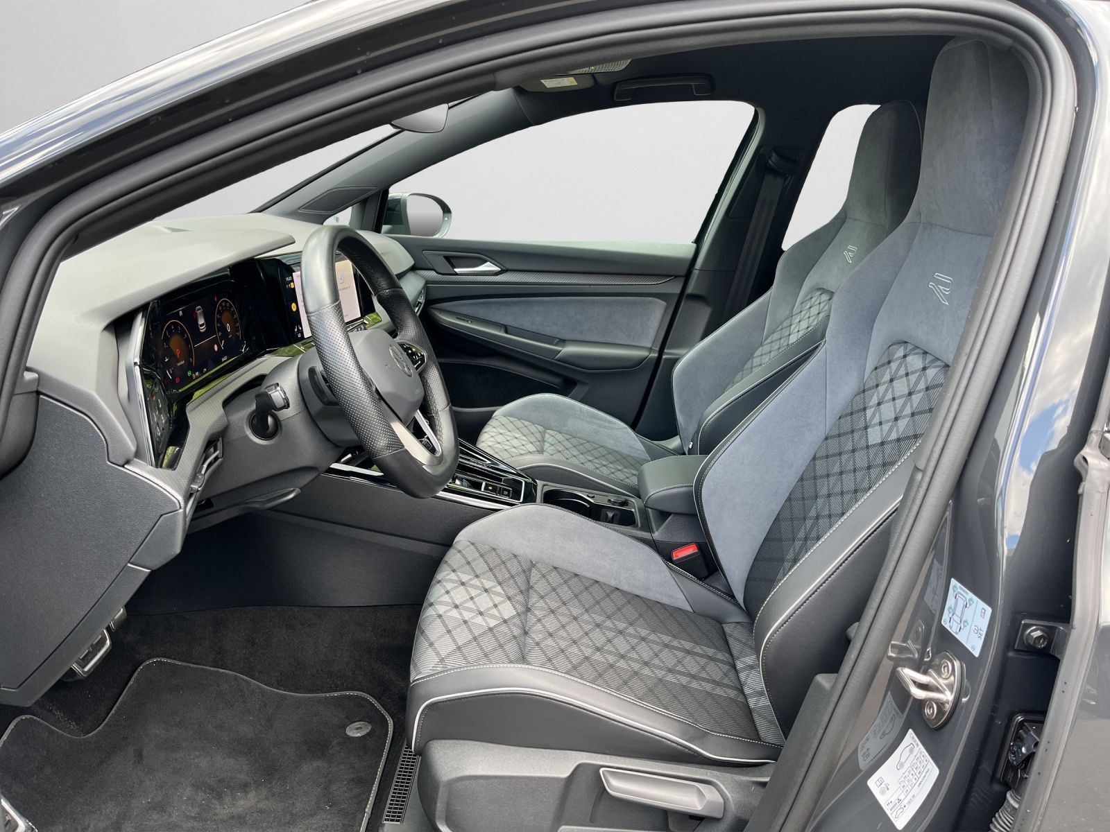 Volkswagen Golf - Bild 13