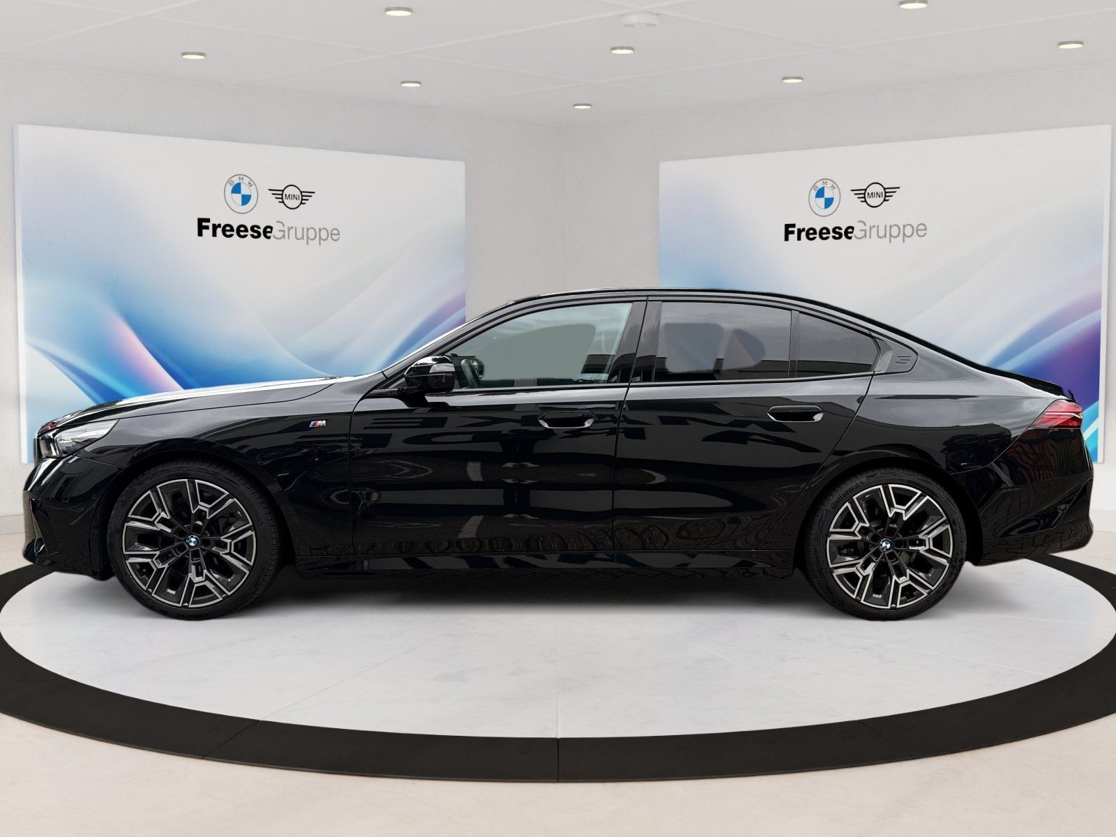 BMW 520d Limousine AHK 360° STANDHZ HEAD-UP RFK HIFI foto 3