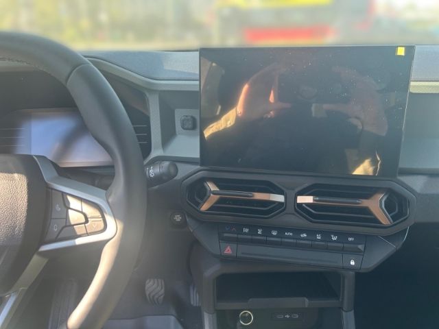 Fahrzeugabbildung Dacia Duster III Mild Hybrid 140 Extreme +Driving+Tech