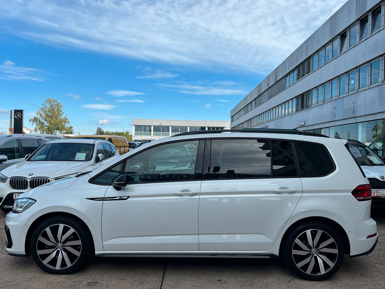Volkswagen Touran Highline R-LINE 7SITZ LEDER ACC STNDHZ foto 5