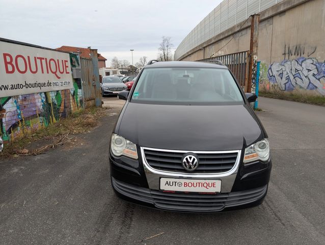 Volkswagen Touran ,Klimaauto.,Tempomat,PDC H,8 Fachbereift