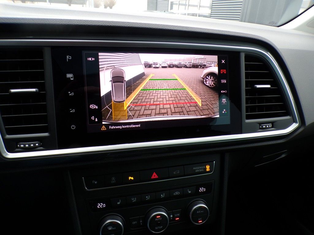 Fahrzeugabbildung SEAT Ateca  1.5 TSI DSG Style