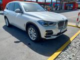 BMW X5 xDrive40i -