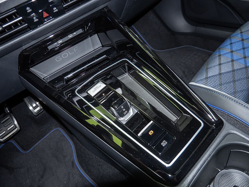 Volkswagen Golf - Bild 11