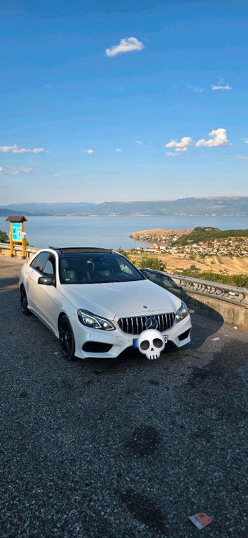 Image of Mercedes-Benz E 350