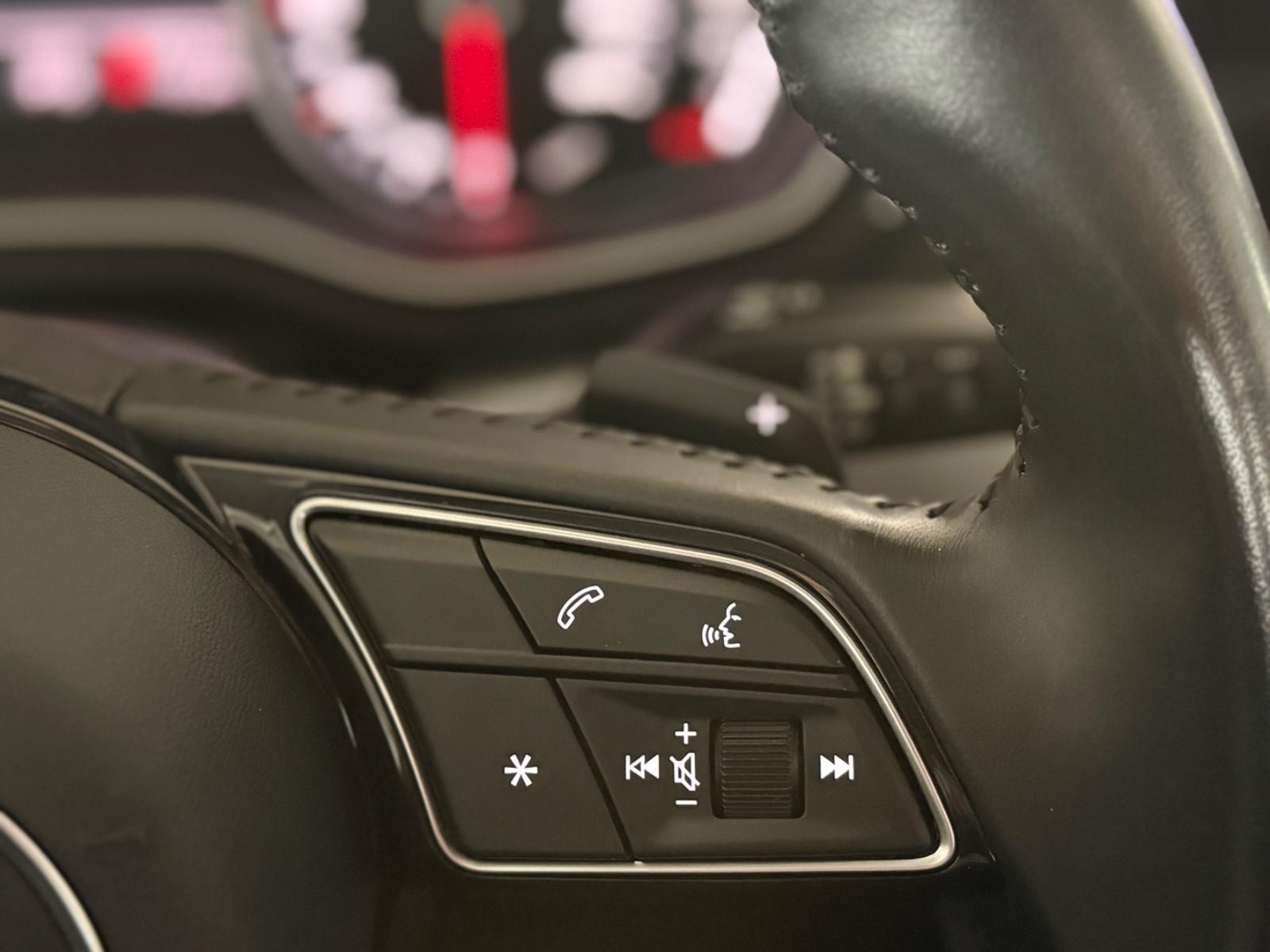 Audi A4 AUT ACC AHK RKAM NAVI Massage SH CarPlay USB
