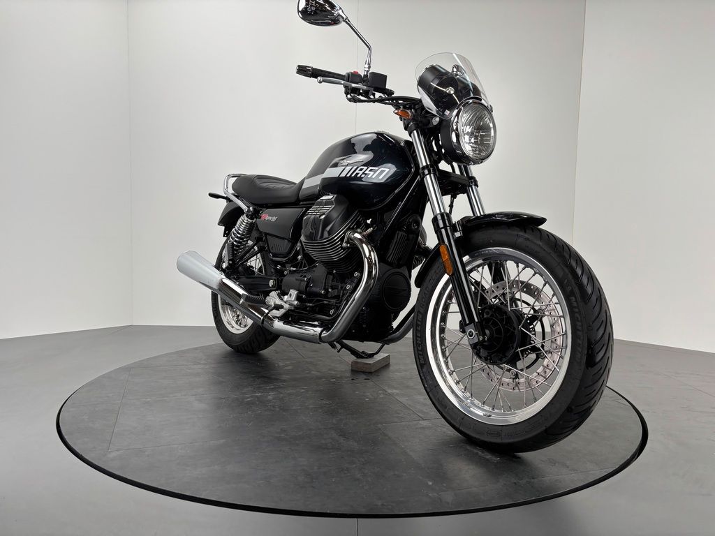 Fahrzeugabbildung Moto Guzzi V7 SPECIAL *NEUWERTIG