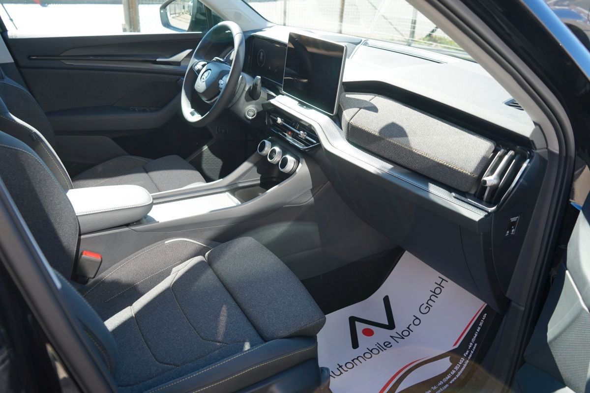 Fahrzeugabbildung SKODA Kodiaq 1.5 TSI*Sport*Head Up*Garantie*7 Sitzer