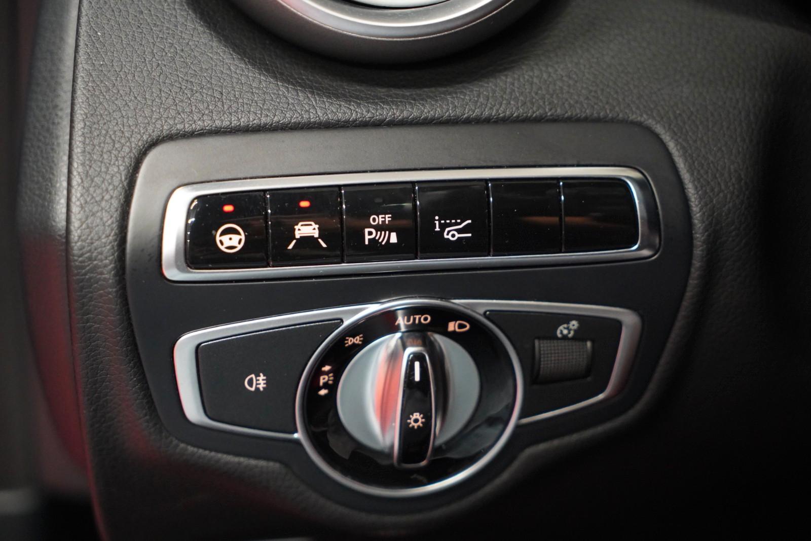 MERCEDES-BENZ C 63 AMG S 510 ch BVA - SIEGES SPORT CHAUFFANTS - PHARES LED - CAMERA DE RECUL