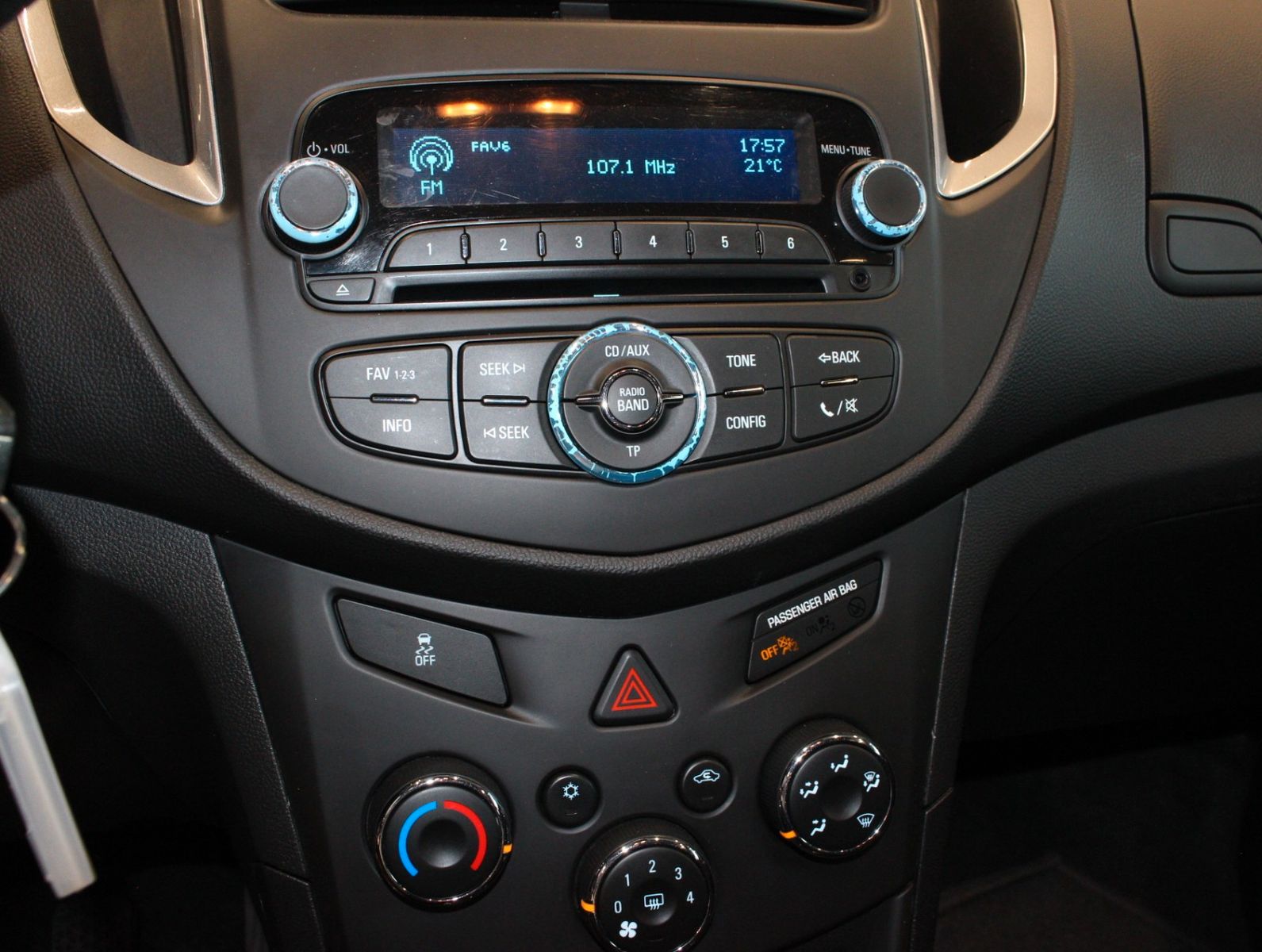 Fahrzeugabbildung Chevrolet Trax LS+ 2.Hand+Klima+Allwetter+Bluetooth