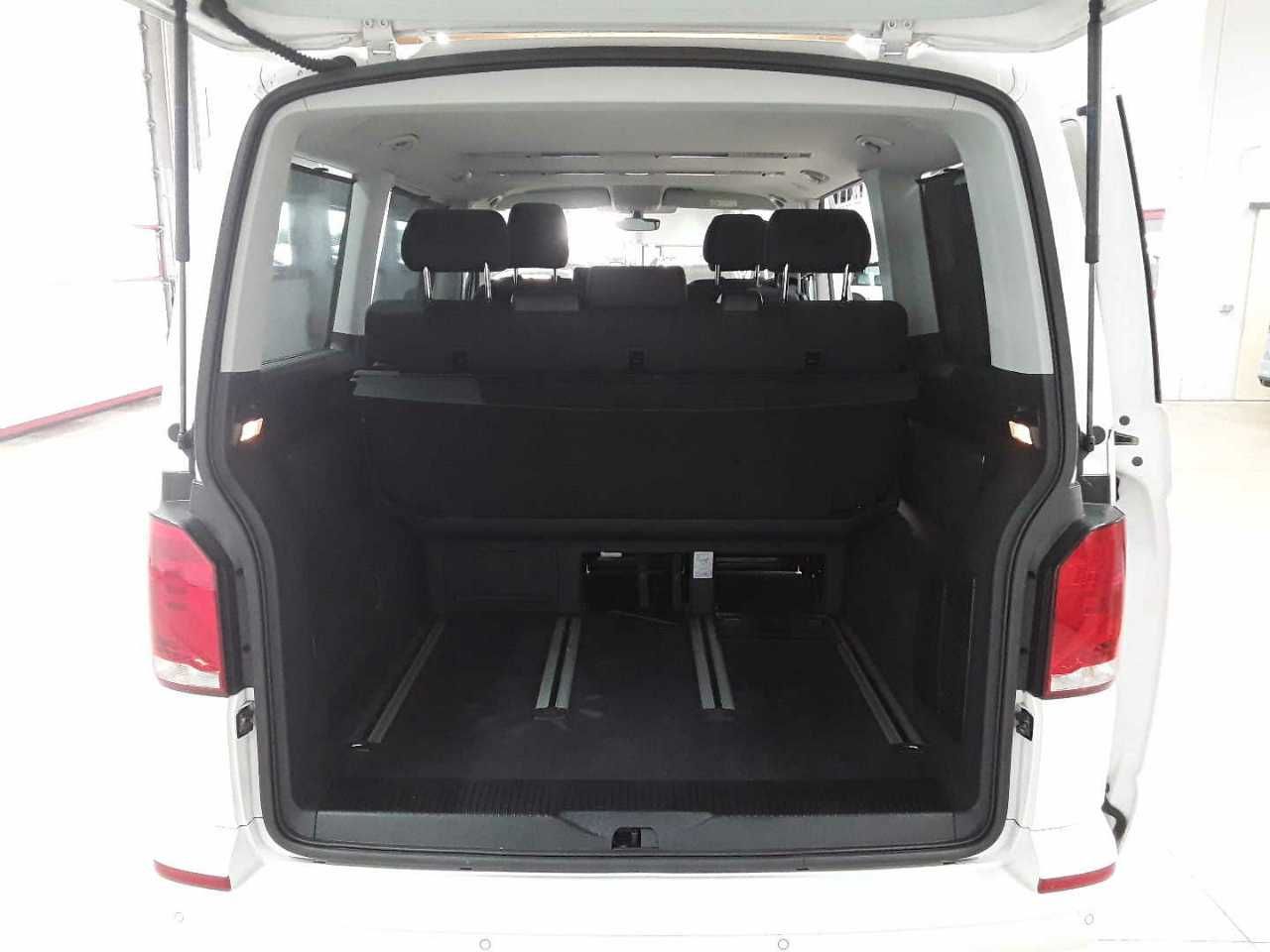 Volkswagen Multivan T6.1 4Mot 7 Si. AHK NAV PDC foto 10