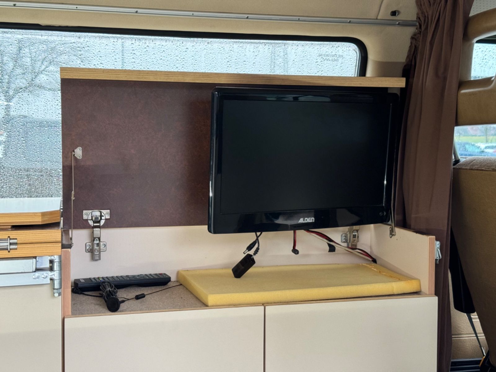 Fahrzeugabbildung Volkswagen T3 Syncro 2,1 Expedition unrestauriert kein Rost
