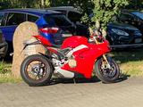Ducati Panigale V4S - DUCATI PANIGALE V4