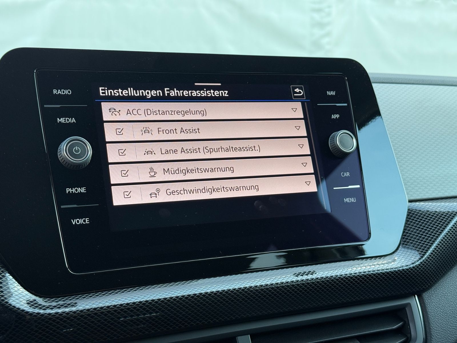 Volkswagen T-Cross - Bild 23