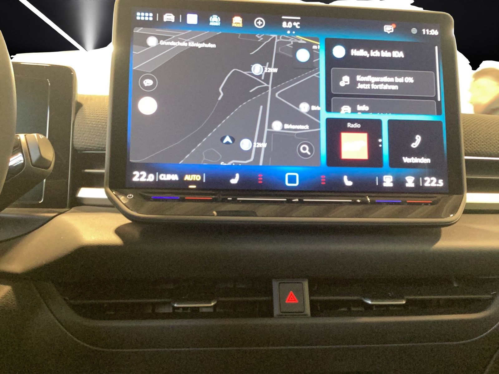 Fahrzeugabbildung Volkswagen T-Roc Style eTSI DSG ACC LED+ SH HuD 360° Massag